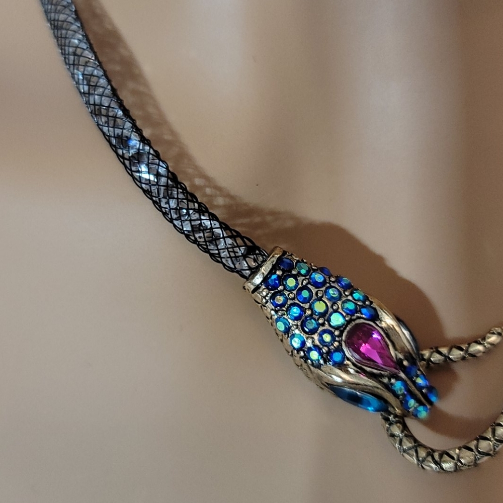 Betsey Johnson  Snake Mesh Collar - Picture 6 of 10
